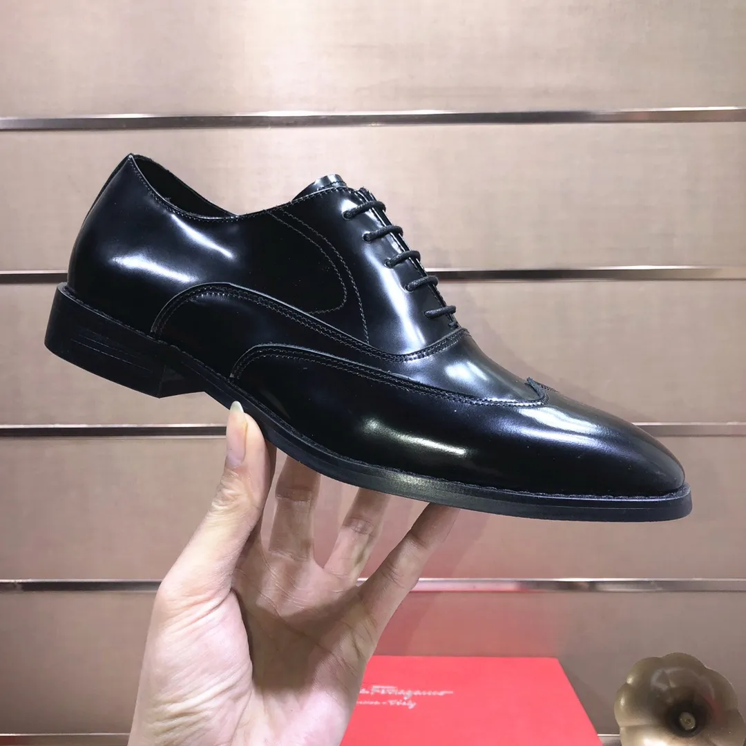 Men's shoes 💰540💰[Ferragamo/Ferragamo] (high-end Niuli) New 🍀 Ferragamo* - top version Ferragamo's classic formal leather shoes! Made of imported original cowhide, the inner top layer is comfortable cowhide lining! Original wear-resistant rubber outsole! High quality products! Code number 38-44!
